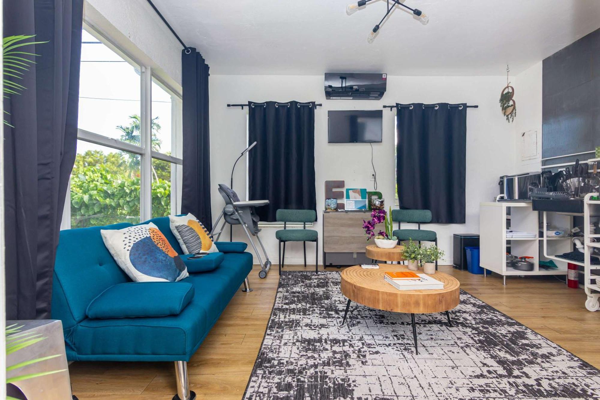 Serene Cottage Retreat, Ideal For Couples & Solo Miami Esterno foto